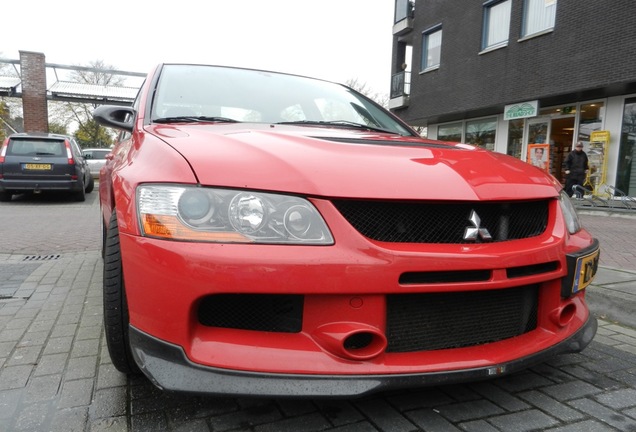 Mitsubishi Lancer Evolution IX MR