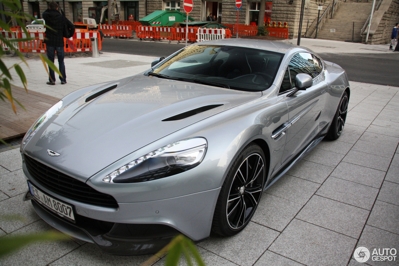 Aston Martin Vanquish 2013