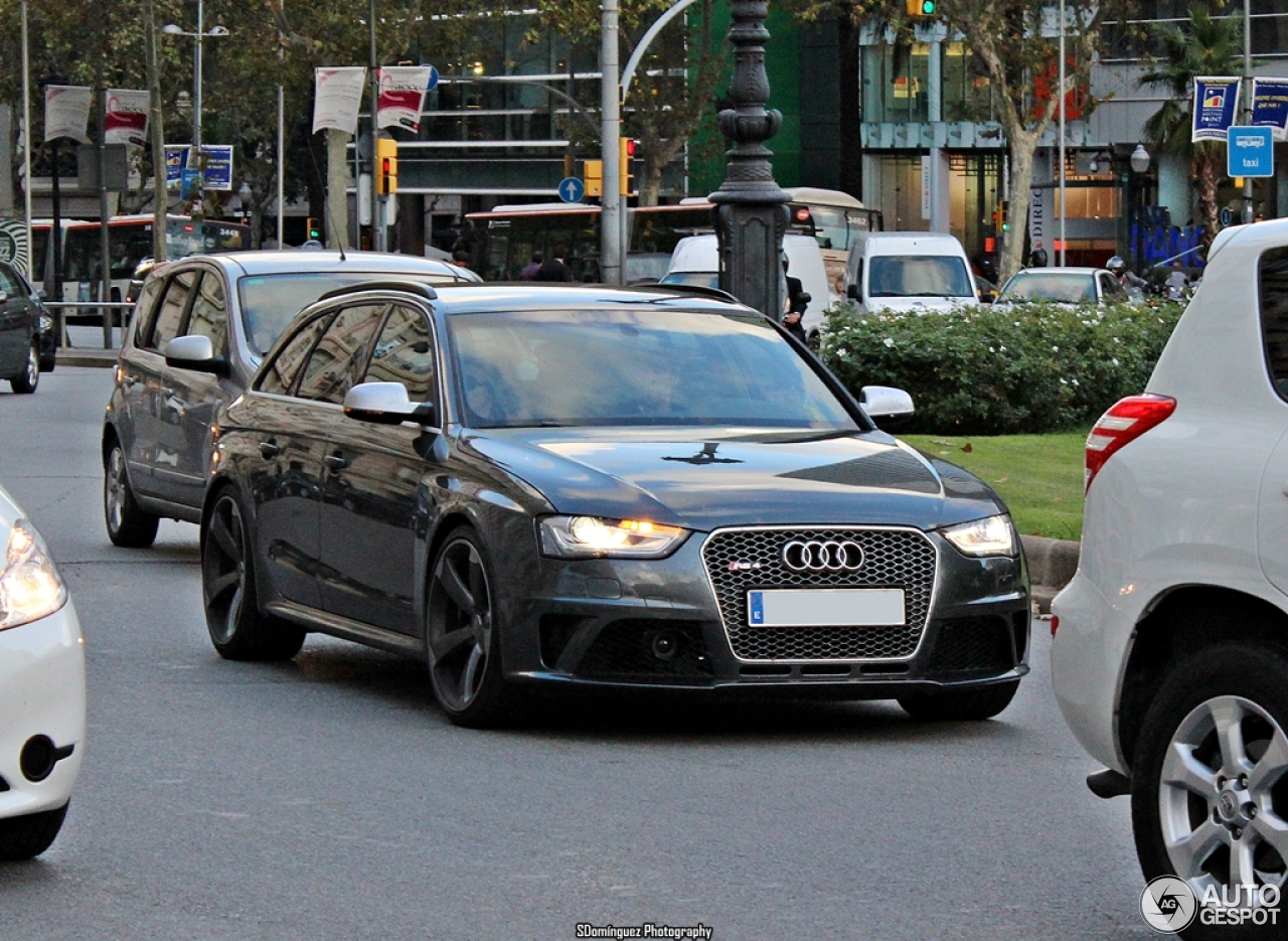 Audi RS4 Avant B8