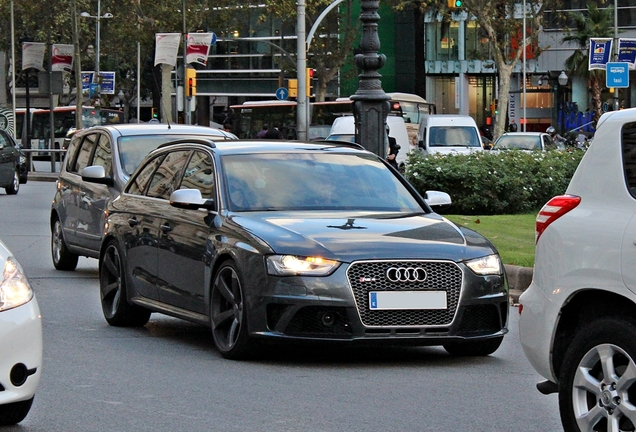 Audi RS4 Avant B8