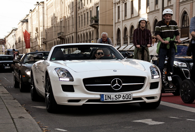 Mercedes-Benz SLS AMG GT Roadster