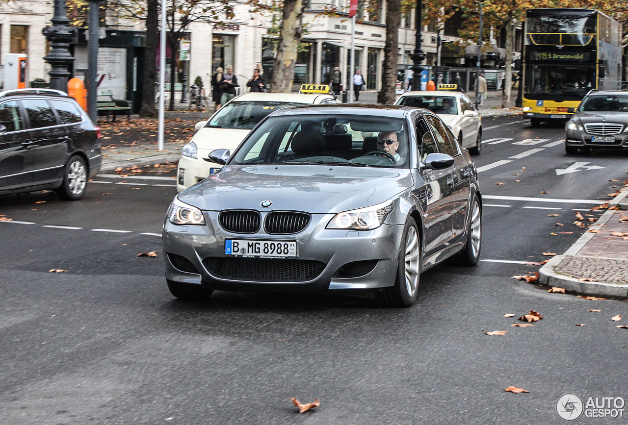 BMW M5 E60 2005