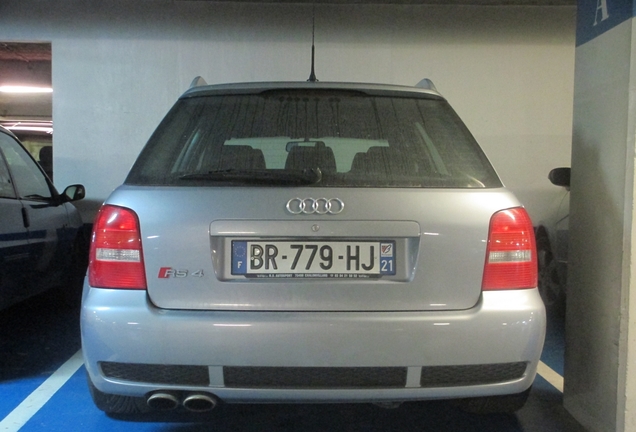 Audi RS4 Avant B5