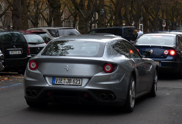 Ferrari FF