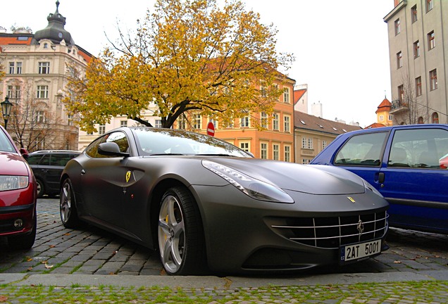 Ferrari FF