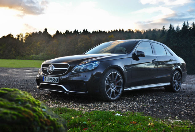 Mercedes-Benz E 63 AMG S W212