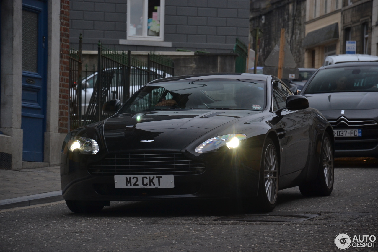 Aston Martin V8 Vantage