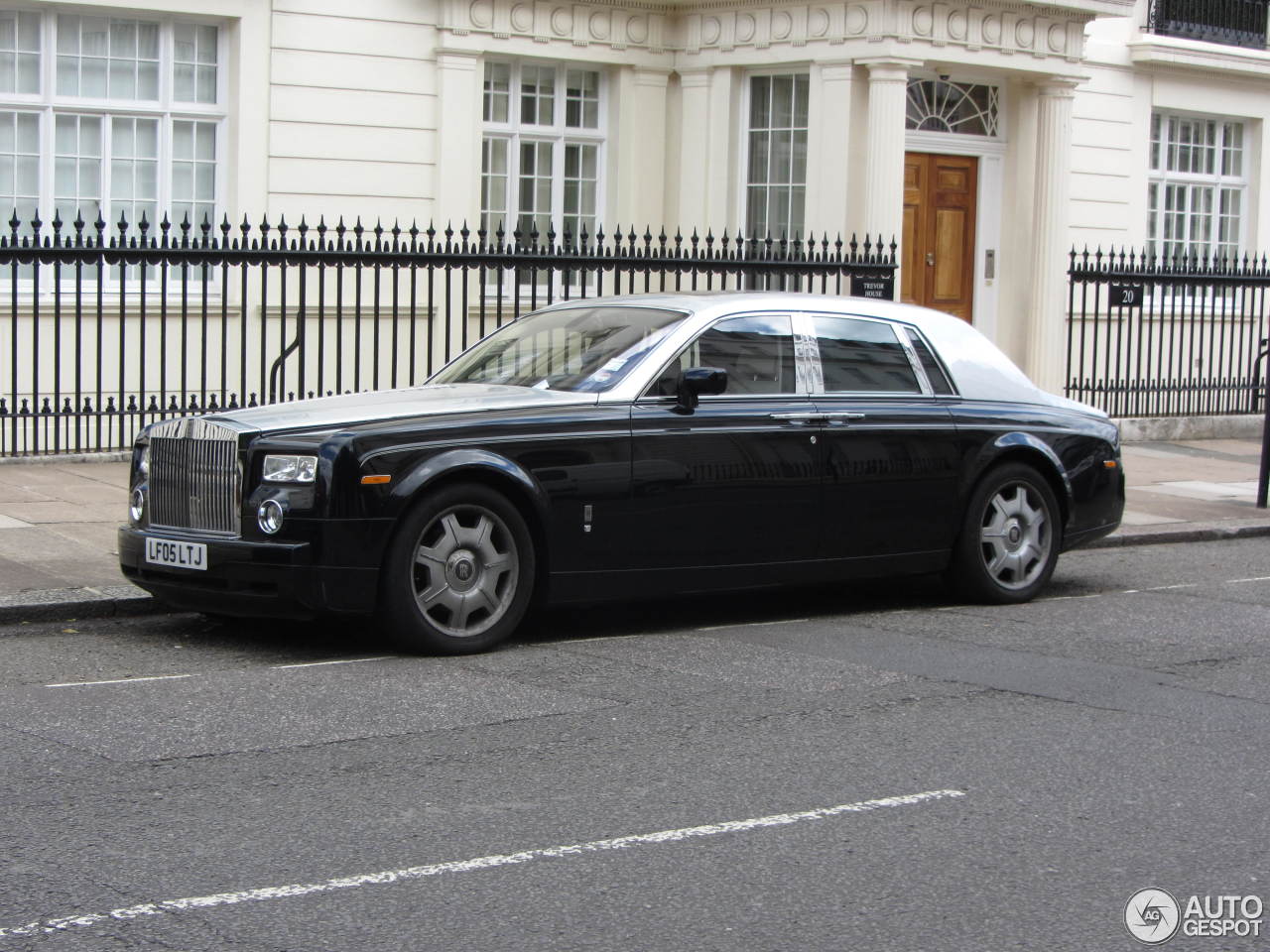 Rolls-Royce Phantom