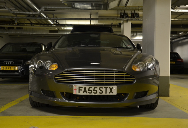 Aston Martin DB9