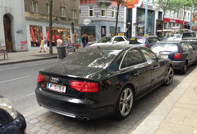 Audi S8 D4