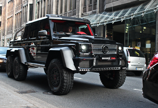 Mercedes-Benz Brabus B63S 700 6x6