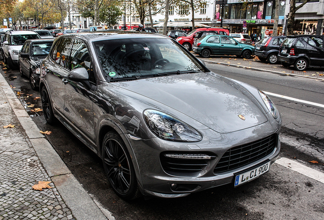 Porsche 958 Cayenne GTS