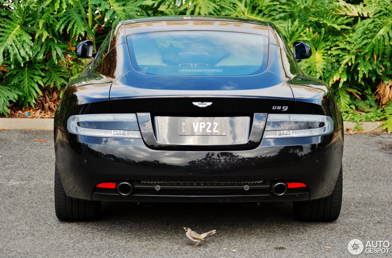 Aston Martin DB9