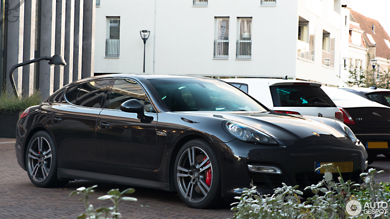 Porsche 970 Panamera GTS MkI