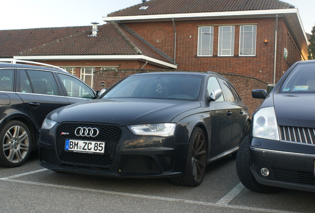 Audi RS4 Avant B8