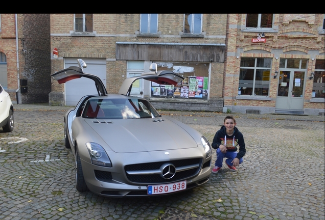 Mercedes-Benz SLS AMG