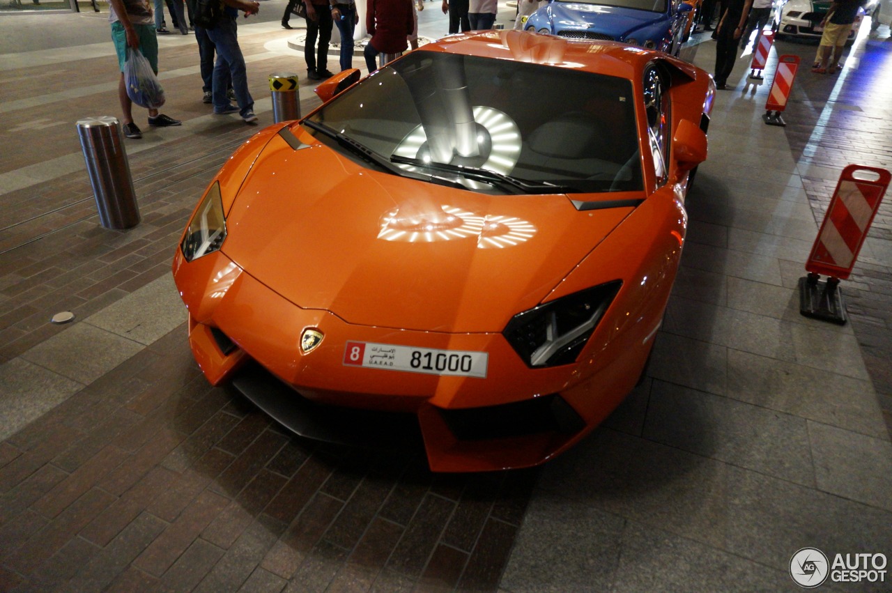 Lamborghini Aventador LP700-4