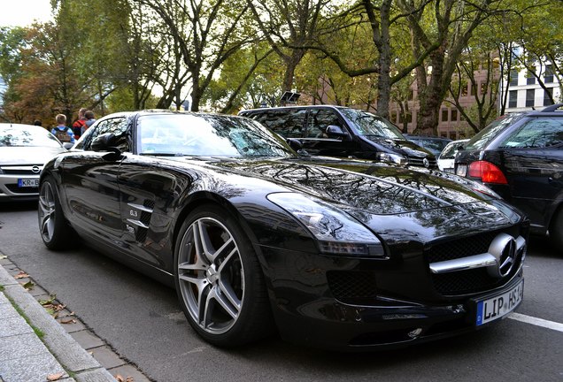 Mercedes-Benz SLS AMG