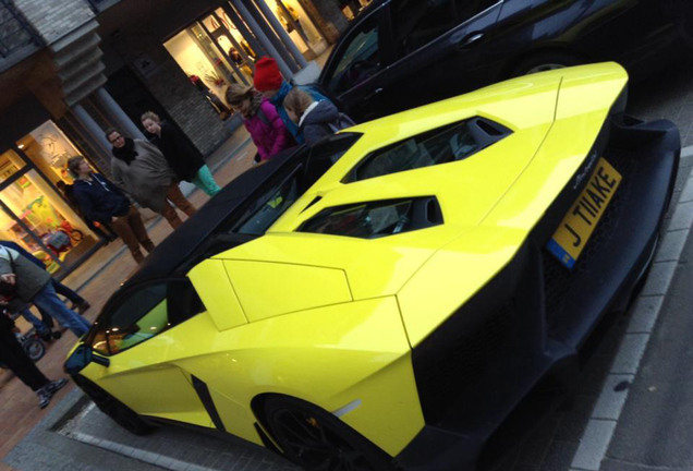 Lamborghini Aventador LP720-4 Roadster 50° Anniversario