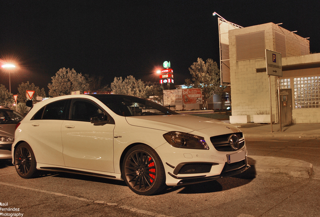 Mercedes-Benz A 45 AMG