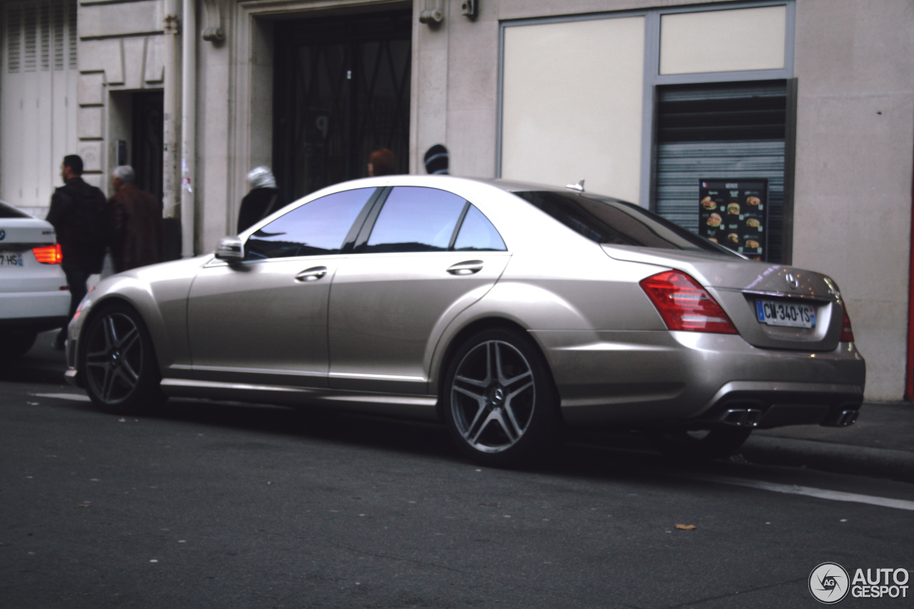 Mercedes-Benz S 63 AMG W221 2011