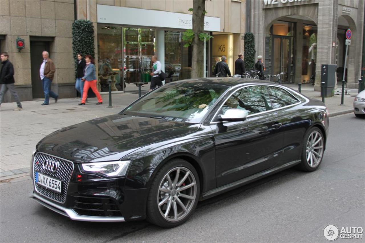 Audi RS5 B8 2012