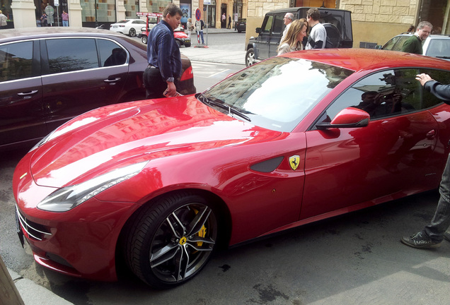 Ferrari FF