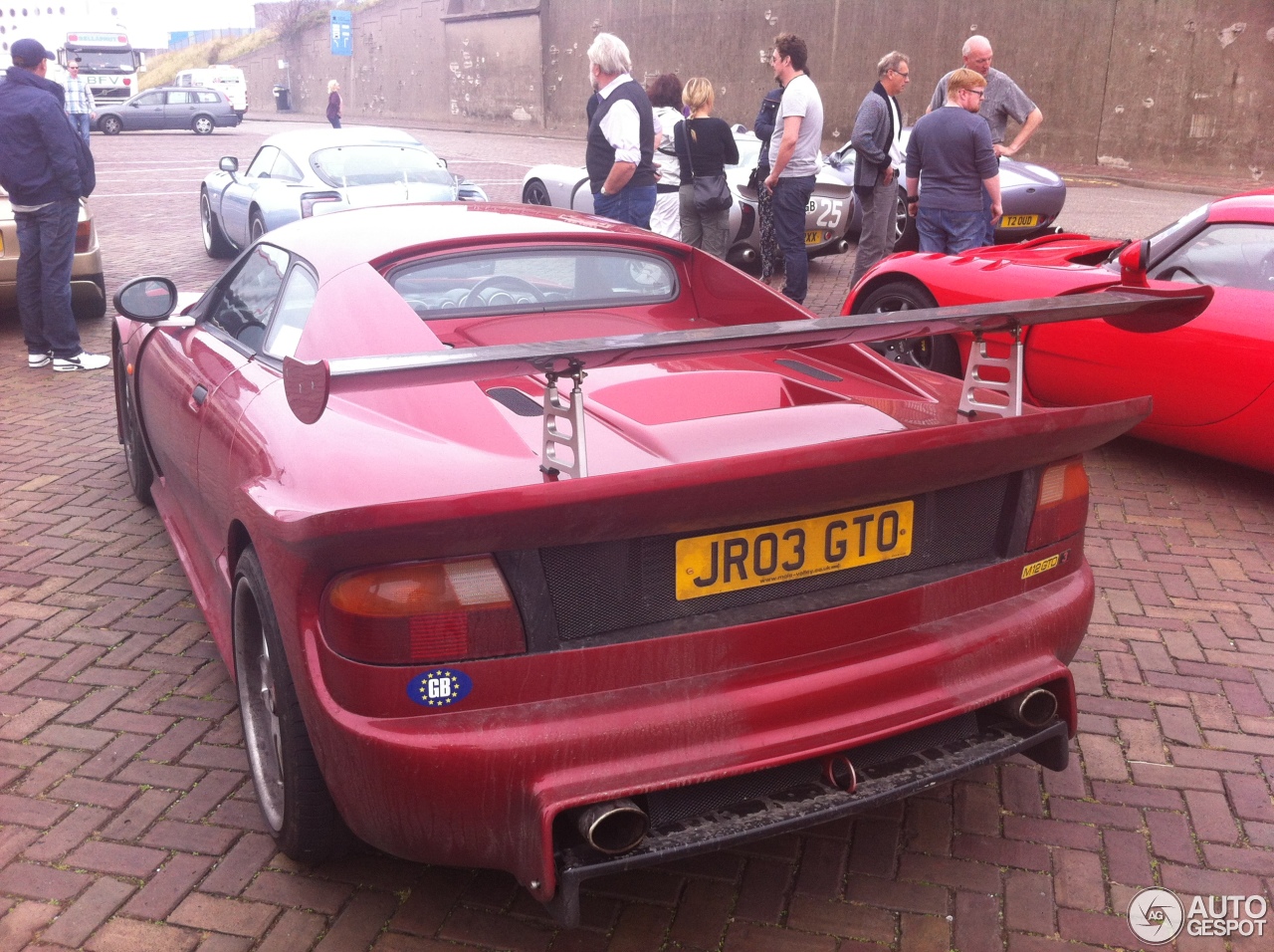 Noble M12 GTO