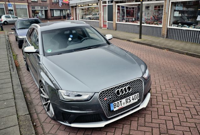 Audi RS4 Avant B8