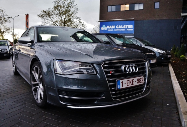 Audi S8 D4