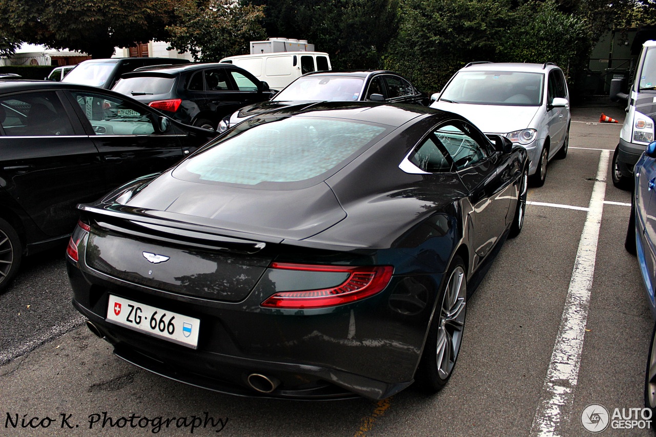 Aston Martin Vanquish 2013