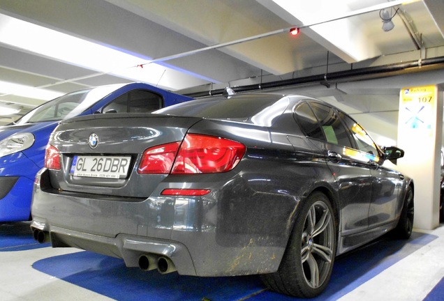 BMW M5 F10 2011