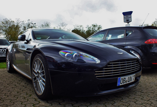 Aston Martin V8 Vantage