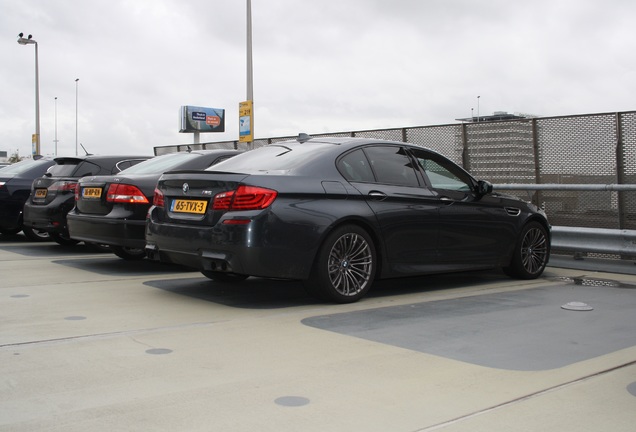 BMW M5 F10 2011