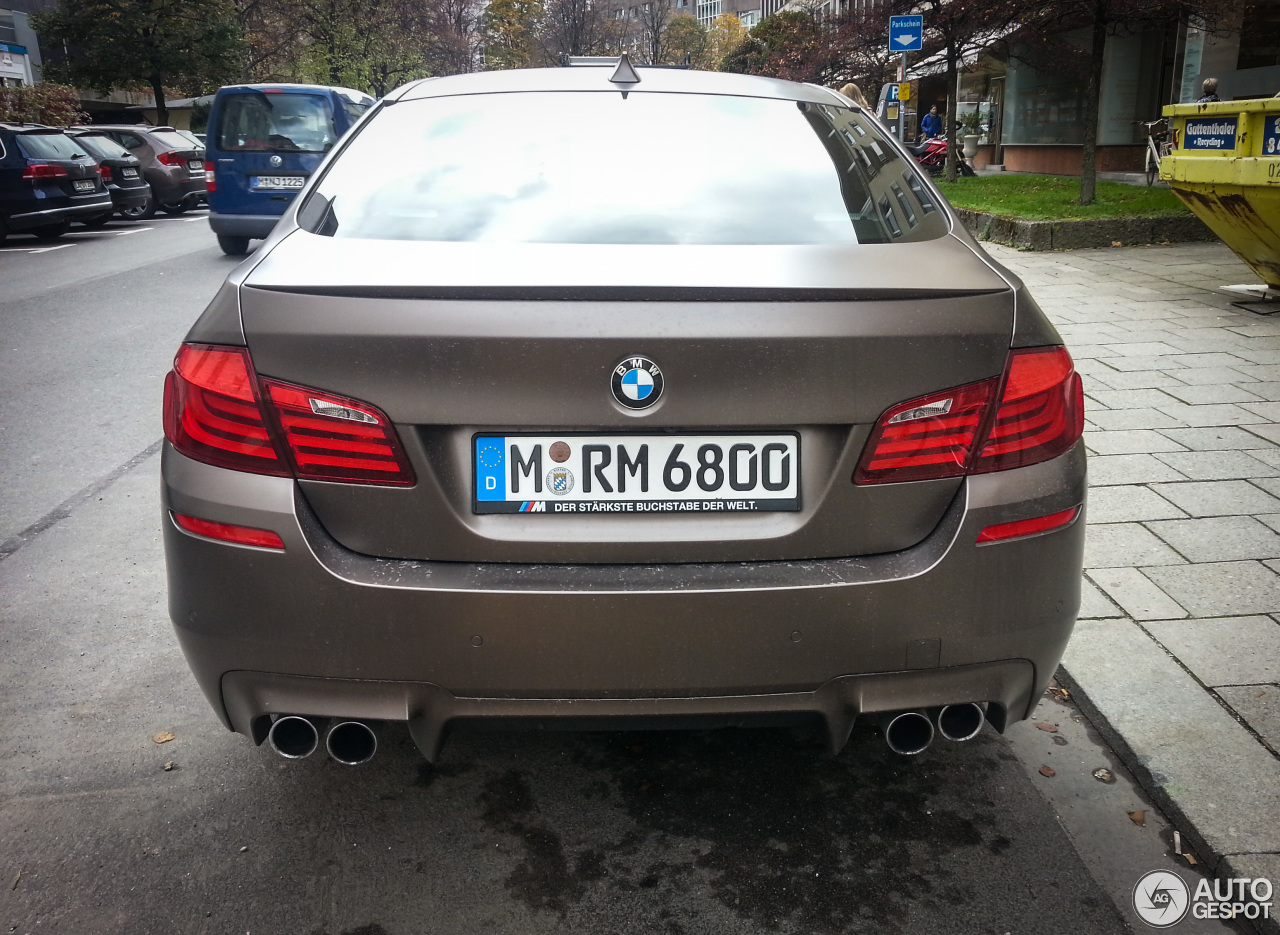 BMW M5 F10 2011