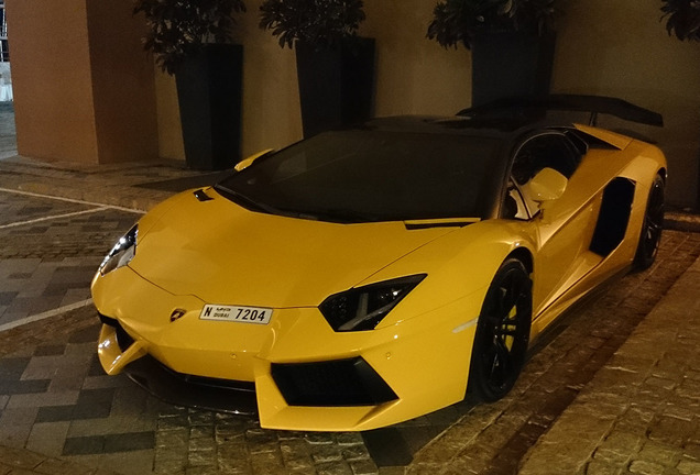 Lamborghini Aventador LP700-4