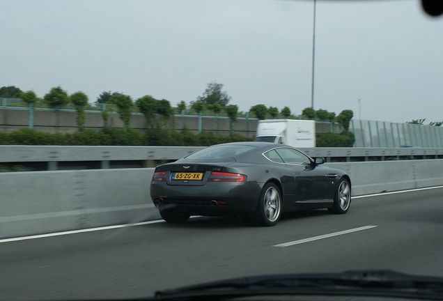 Aston Martin DB9