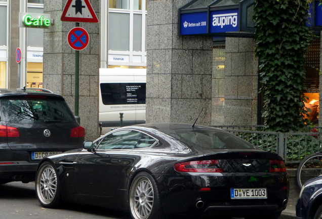 Aston Martin V8 Vantage