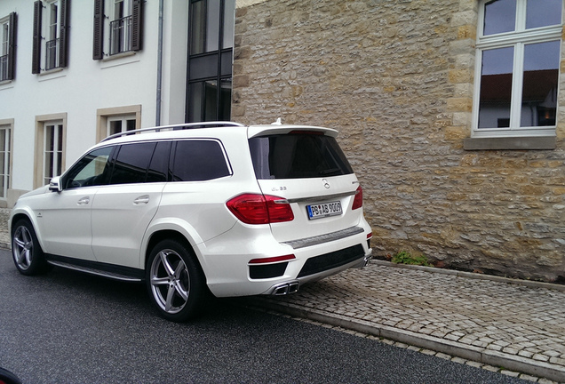 Mercedes-Benz GL 63 AMG X166