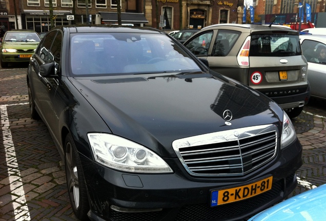 Mercedes-Benz S 65 AMG V221 2010