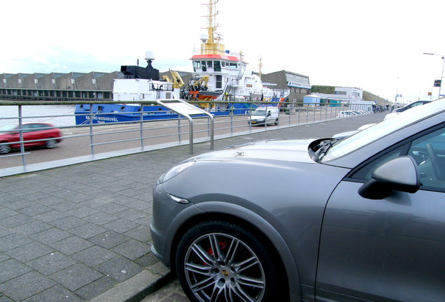 Porsche 958 Cayenne GTS