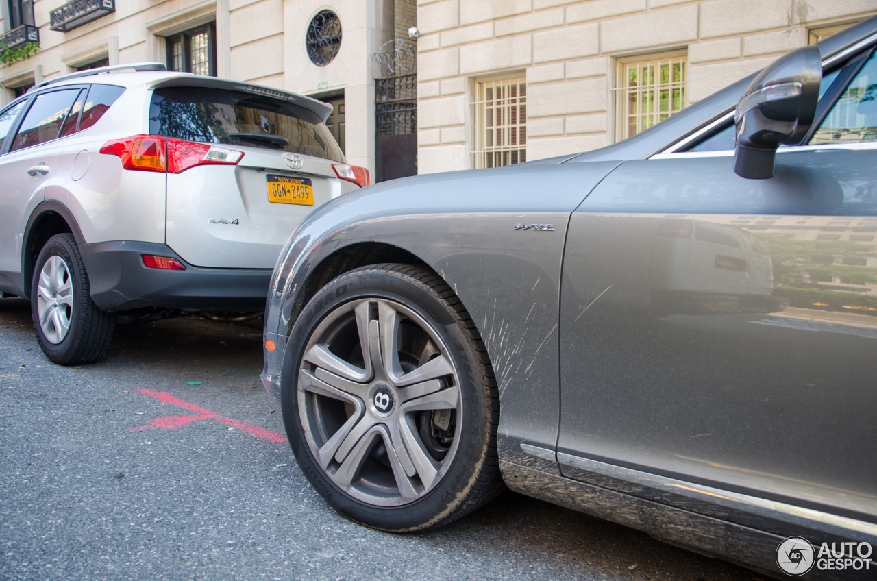 Bentley Continental GTC 2012