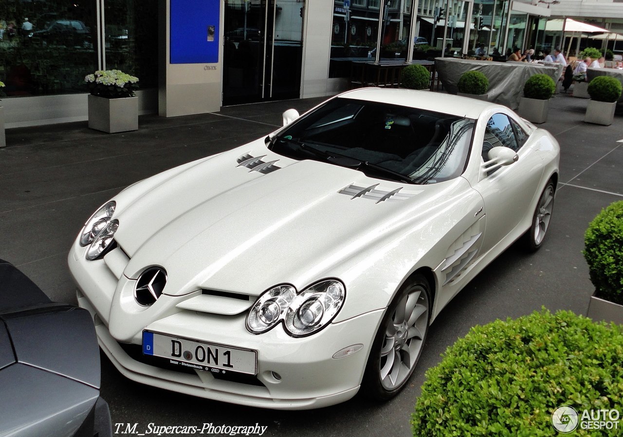 Mercedes-Benz SLR McLaren