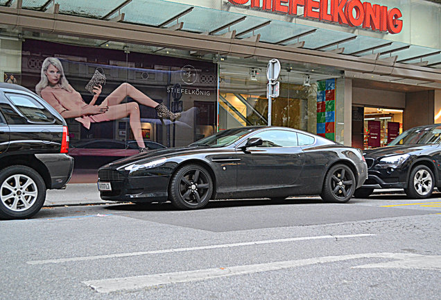 Aston Martin DB9