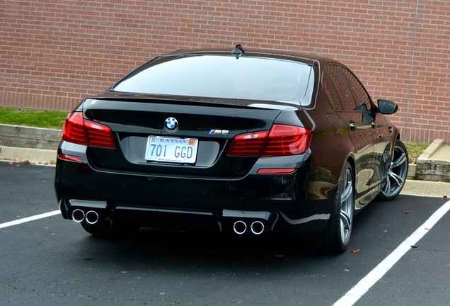 BMW M5 F10 2011