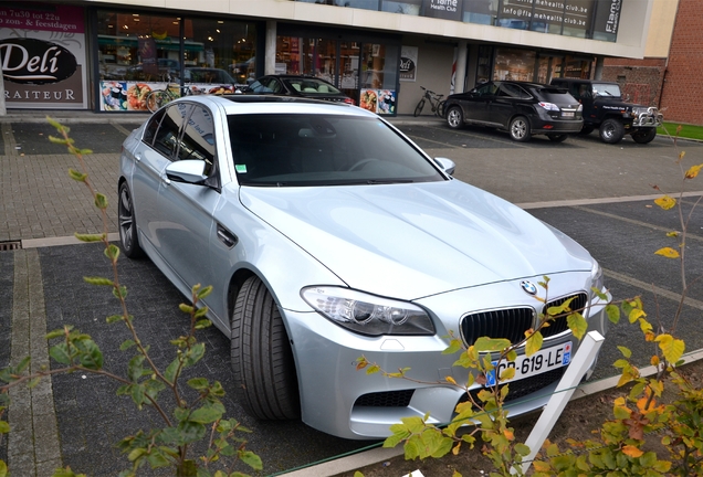 BMW M5 F10 2011