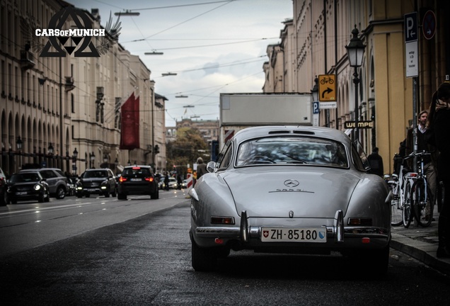 Mercedes-Benz 300SL Gullwing