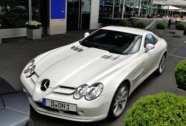 Mercedes-Benz SLR McLaren