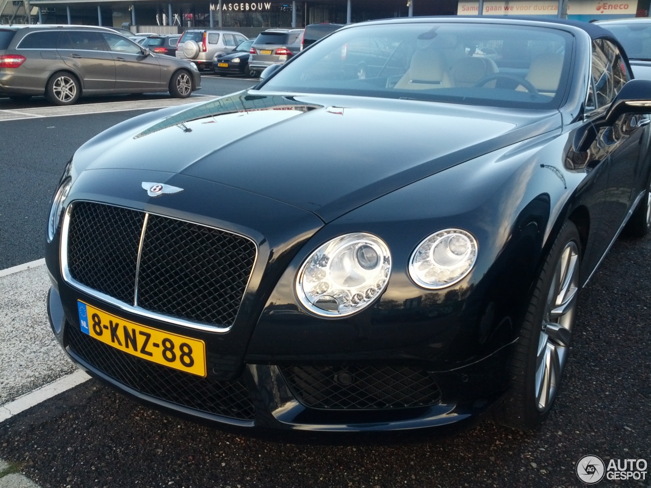 Bentley Continental GTC V8