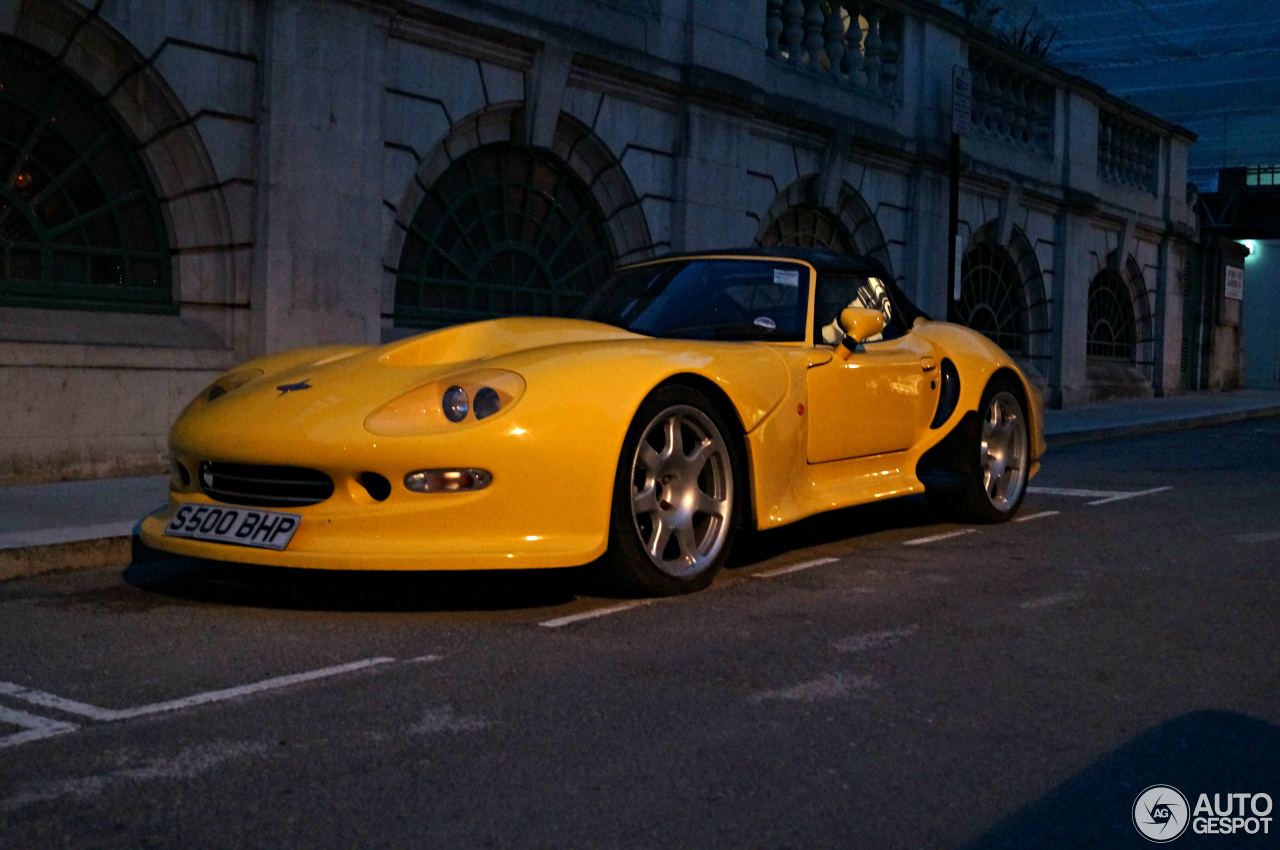 Marcos Mantis Quad Cam V8 Spyder